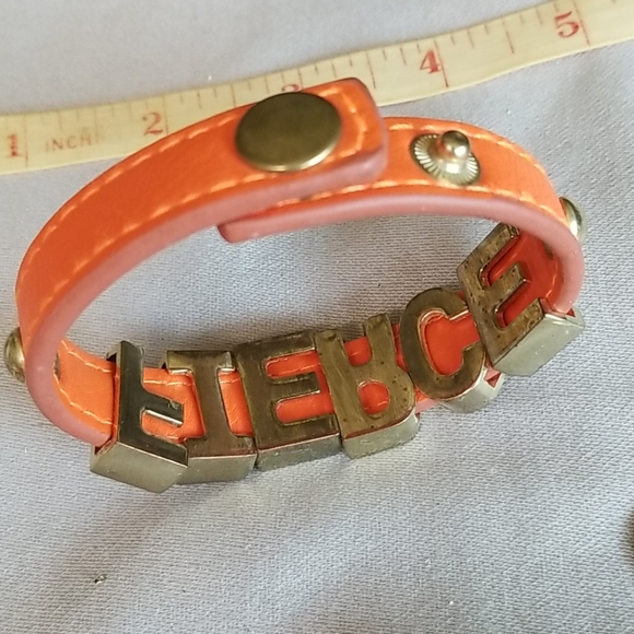 RETRO ORANGE FIERCE Bracelet - Picture 5 of 5